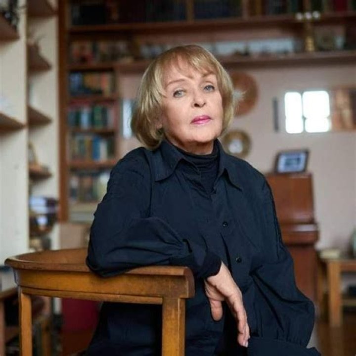 Ada Rogovtseva Biography, Age, Height, Husband, Net Worth, Family
