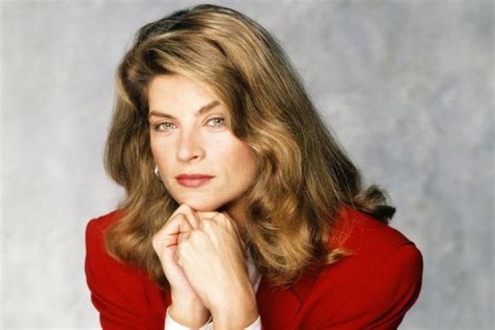 Alley Mills biografía, edad, altura, esposa, net worth, familia