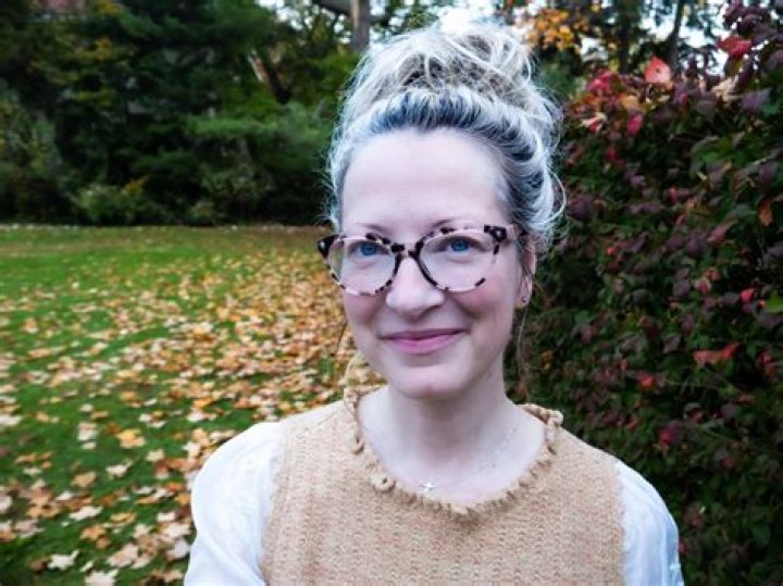 Amy Beth Kirsten Biography, Age, Height, Husband, Net Worth, Family