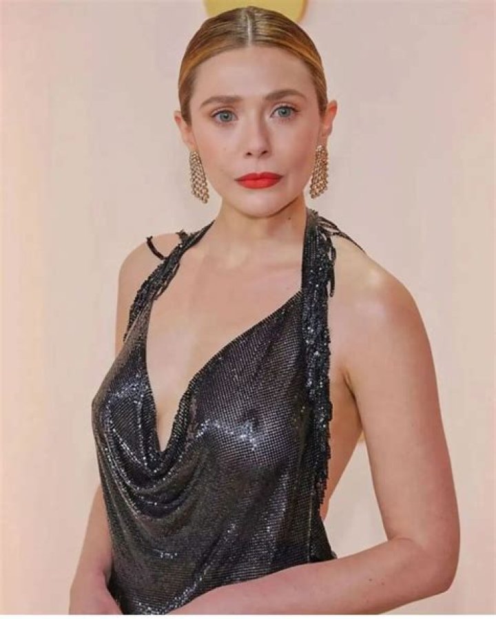 Elizabeth Olsen Biography, Age, Height, Husband, Net Worth, Family