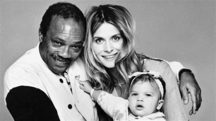 Kenya Kinski-Jones Biography, Age, Height, Husband, Net Worth, Family