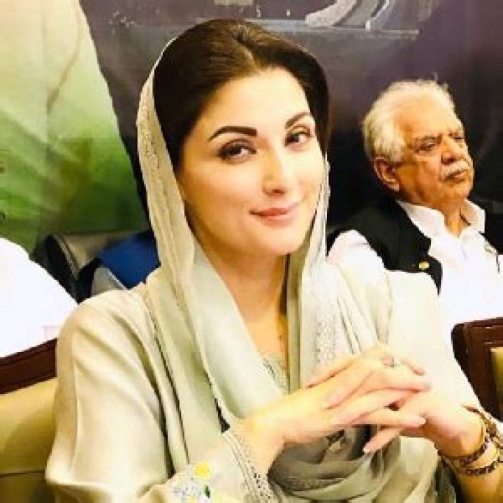Maryam Nawaz Biography, Age, Height, Husband, Net Worth, Family