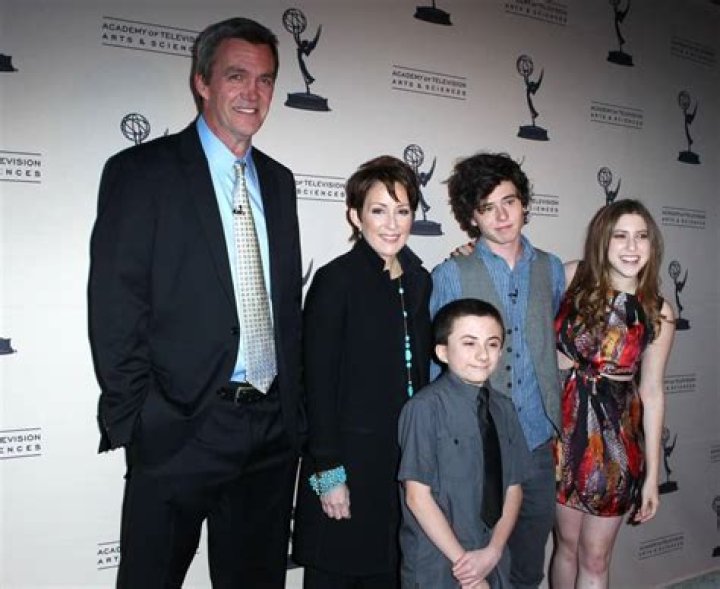 Michael T. Flynn Biography, Age, Height, Wife, Net Worth, Family