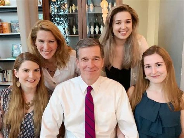 Roy Garber Biography, Age, Height, Wife, Net Worth, Family