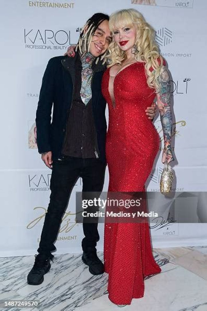 Sabrina Sabrok Biography, Age, Height, Husband, Net Worth, Family