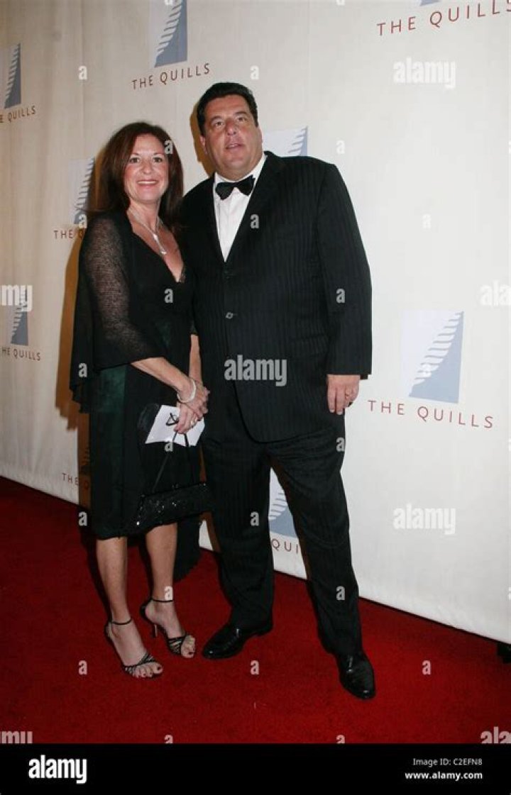 Steve Schirripa Biography, Age, Height, Wife, Net Worth, Family
